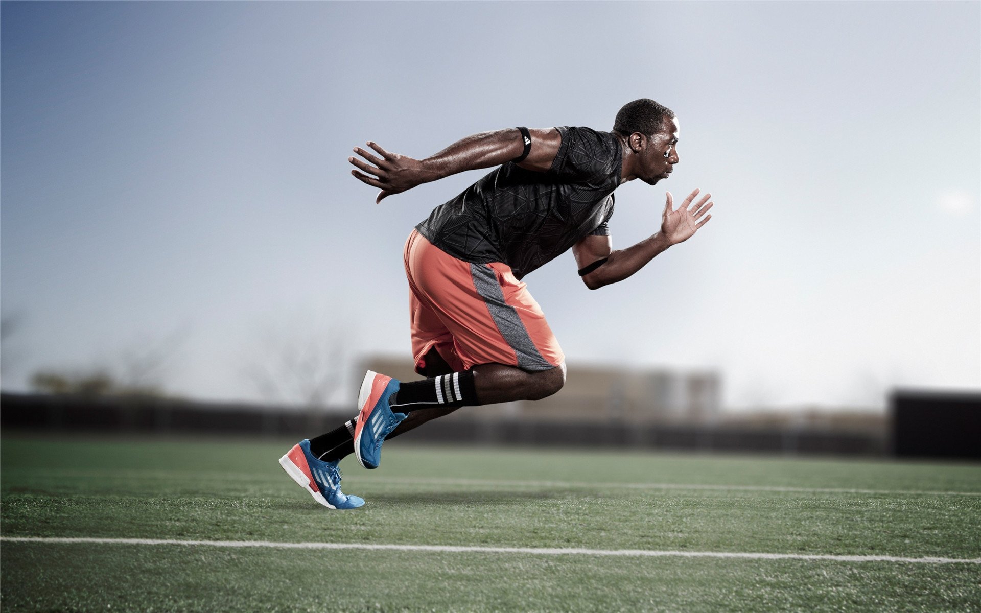 VALORANT操作战术完美结合，valorant枪械介绍