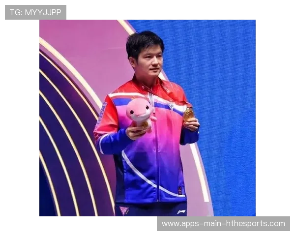 对手输了比赛赢得合影，樊振东的人格魅力不止场上，樊振东比赛叫的什么