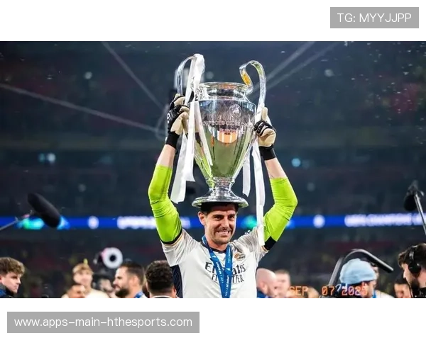 皇马锋线火力全开，继续领跑联赛，“皇马”